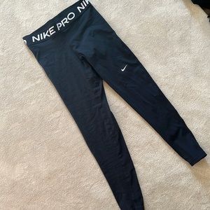 Nike pro leggings M
